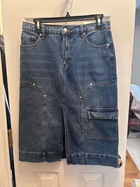 Ee:some Denim Pencil Skirt with Button, Zipper & Front Slit. Size M.
